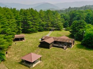 3598 Lower Fork Rd, Williamsville, VA 24487