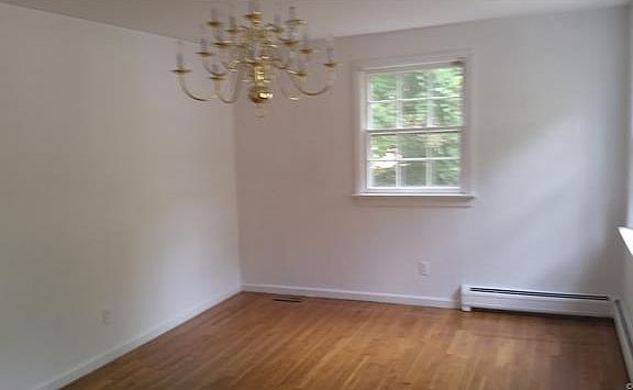 3rd image of 1500 Whitlone Dr