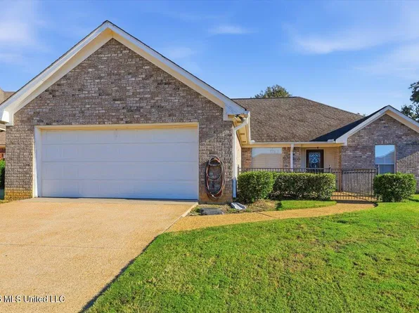 804 Cottonridge Dr, Pearl, MS 39208