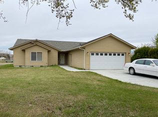 134 NW Columbia Ave, Boardman, OR 97818