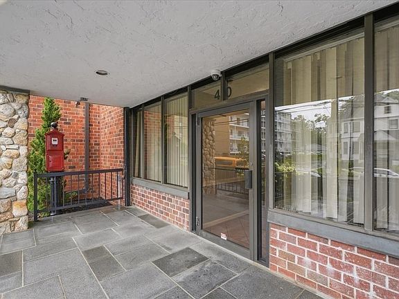 5th image of 40 Greenleaf St Unit 506