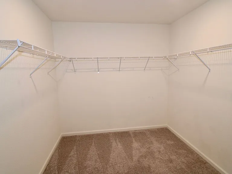 205 Landing Blvd — Photo 13