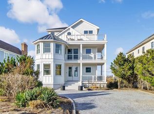 674 Dune Rd, Westhampton Beach, NY 11978
