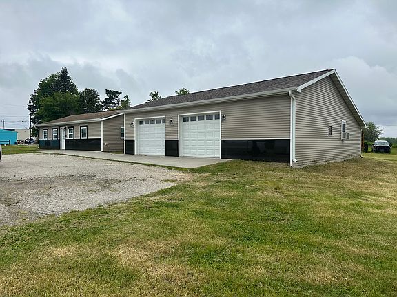 2nd image of 2982 W Remus Rd