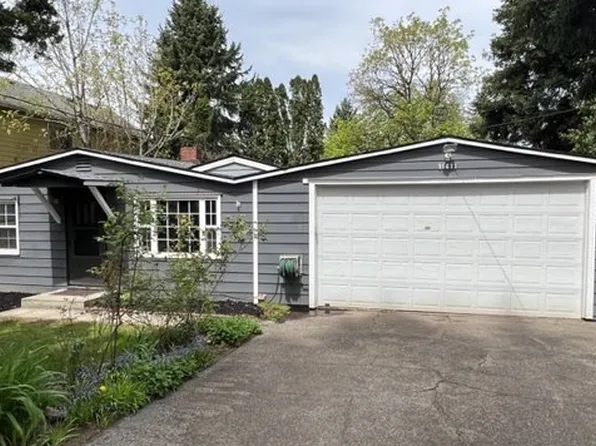 11611 SE Yamhill St, Portland, OR 97216