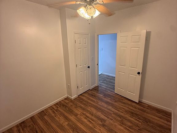 4th image of 651 Meacham Ave