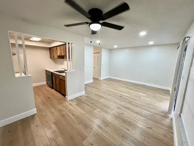 3 bed, 2.5 bath, 1218 sqft, $2,250 — Photo 1