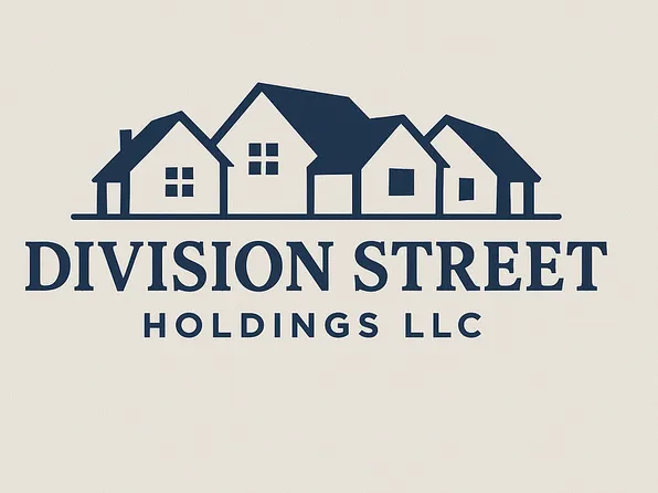 4 Division St, Danbury, CT