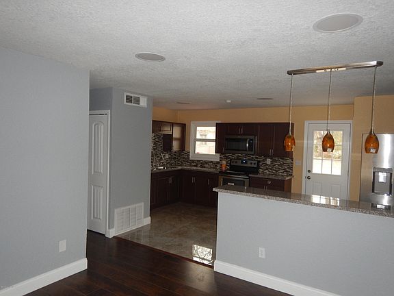 2nd image of 7601 Marie Anna Dr