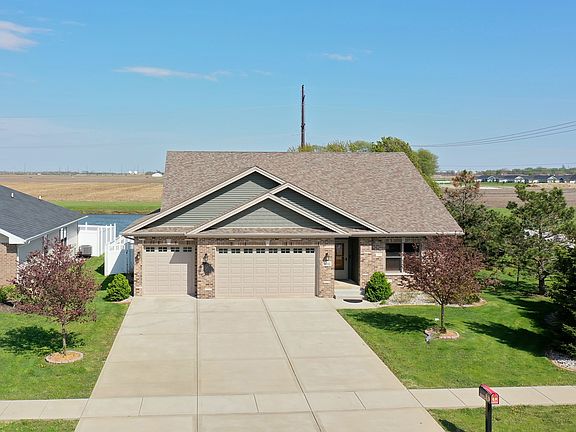 2nd image of 6011 Park View Dr