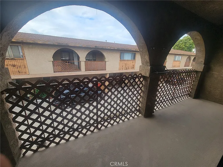 15005 Indiana Ave — Photo 25