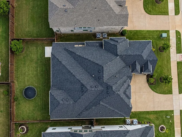 412 Wild Peach Point — Photo 3