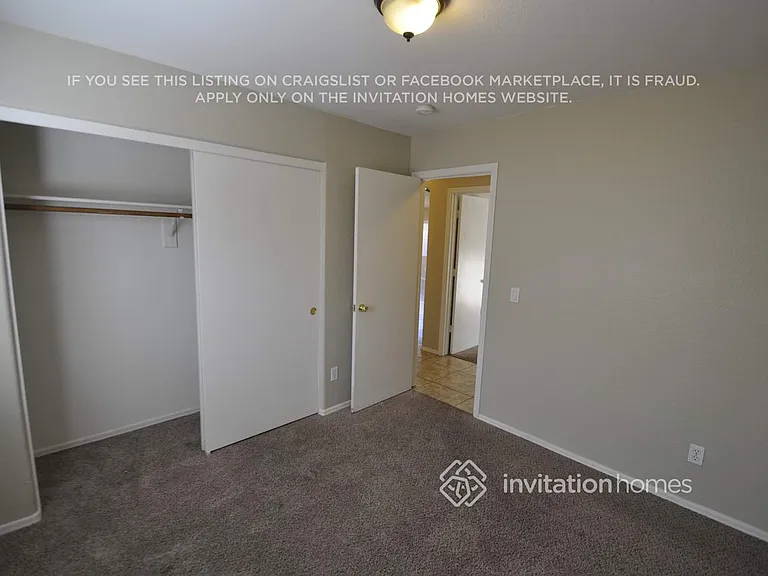 12732 W Voltaire Ave — Photo 12