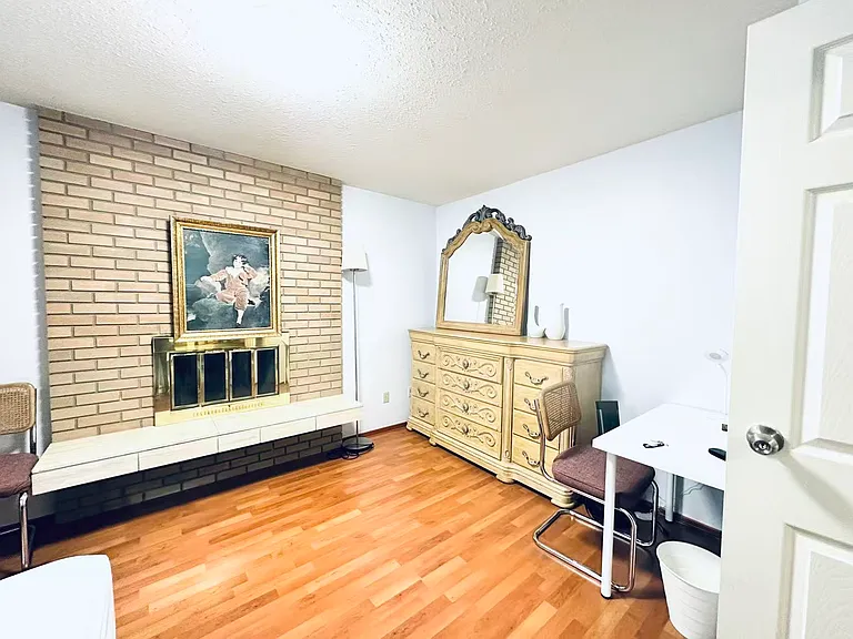 7372 Waverley Ave — Photo 9