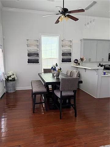 3 bed, 2.0 bath, 1476 sqft, $3,000 — Photo 3