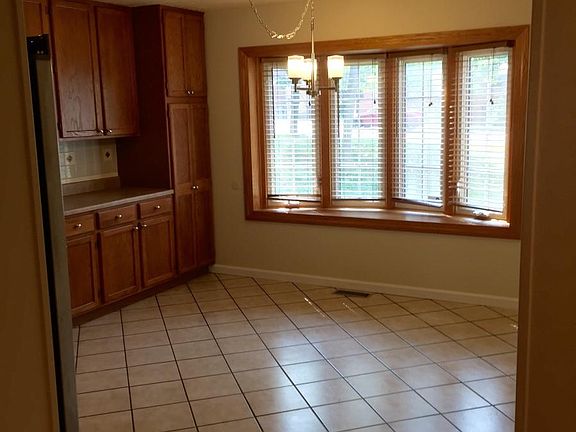 3rd image of 3114 Boudinot Ave #1