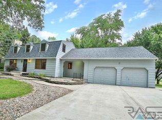 47226 258th St, Renner, SD 57055