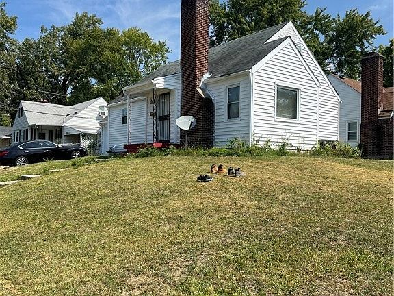 5th image of 1800 Kensington Dr