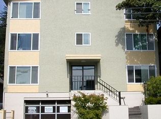 710 NE 42nd St #203, Seattle, WA 98105