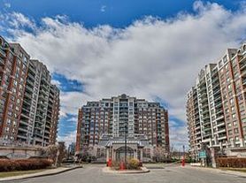 310 Red Maple Rd W
