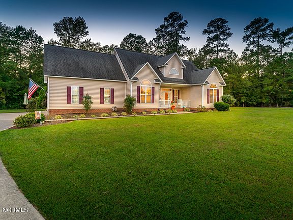 2nd image of 2960 Anderson Creek Drive
