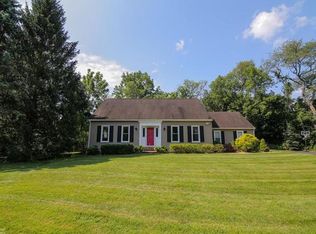 4938 Treeline Dr, Coopersburg, PA 18036