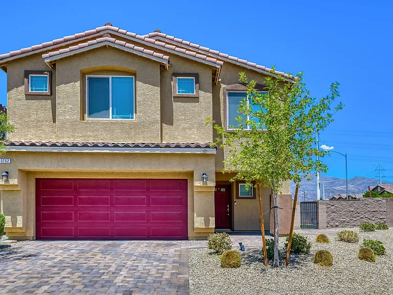 3752 Berenices Ave — Photo 2