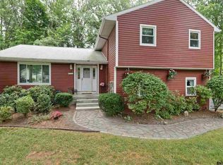 15 Elizabeth Ln, Gansevoort, NY 12831