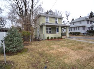 623 Ridgewood Ave, Oradell, NJ 07649