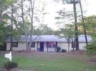 4119 Macduff Dr, Douglasville, GA 30135