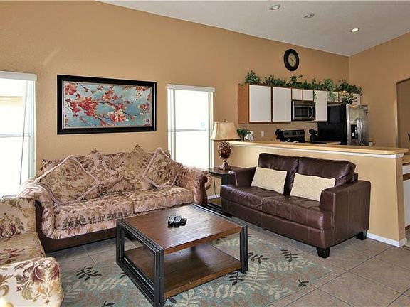 5th image of 217 Bailey Cir
