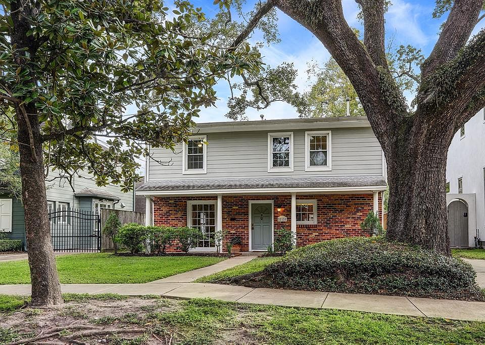 3215 Rice Blvd. Charming and comfortable Brick & HardiePlank (cement board) West University Place, New England-style, 1940's home. 3 Bedrooms, 2 1/2 Baths, 2-car detached garage on a 7500 SqFt Lot. Improved and well-maintained by local owner. Fenc