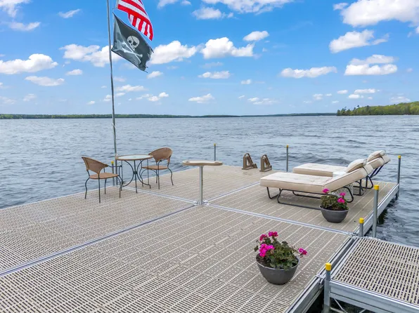186 Ridge Road, Frye Island, ME 04071