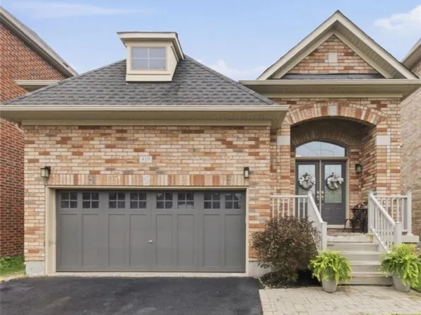 419 Rideau River St, Waterloo, ON N2V 2Y4
