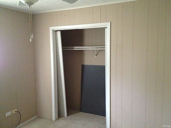 621 Mill St Bedroom2