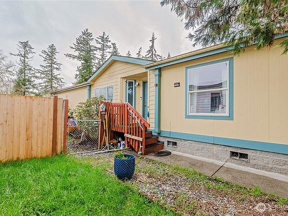 2nd image of 201 W Oakview Avenue #15