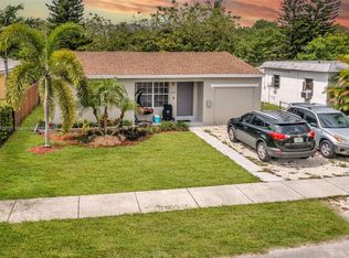243 SW 9th St, Dania, FL 33004