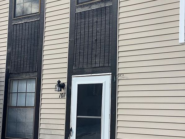 101 Countryplace Ln