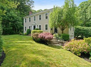 24 Deerfield Dr, Scituate, RI 02857