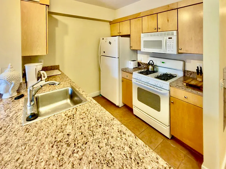 631 D St NW #1038 — Photo 13