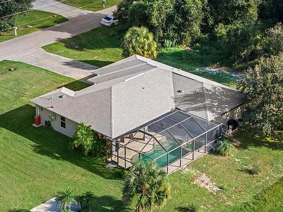 3rd image of 4241 CHAMRADE ROAD