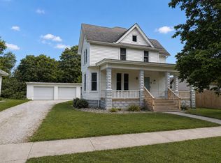 808 E Madison St, Pontiac, IL 61764