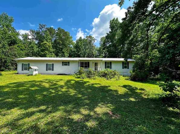 614 Rock House Rd, Senoia, GA 30276