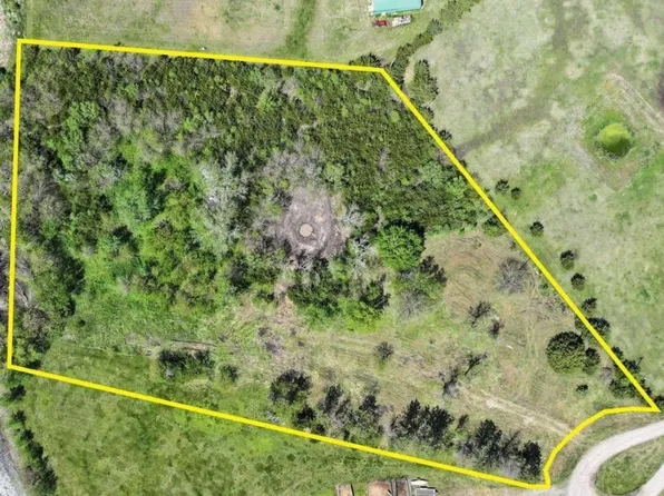 9769 SE Marks Point, Leon, KS 67074