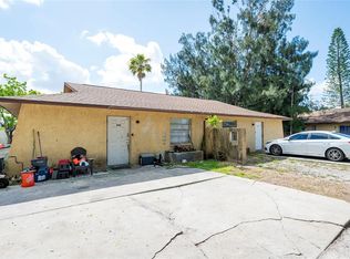 907 63rd Ave W #907 & 909, Bradenton, FL 34207