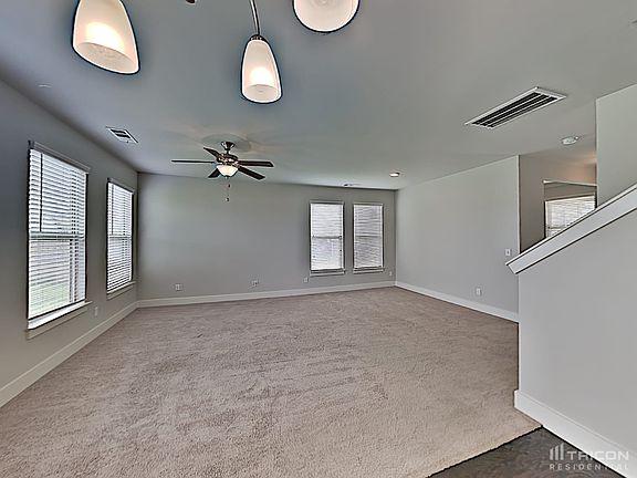 5th image of 4810 Kingdom Dr