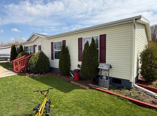 897 E Lake St, Lake Mills, WI 53551
