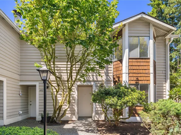 917 N 200th Street #401, Shoreline, WA 98133