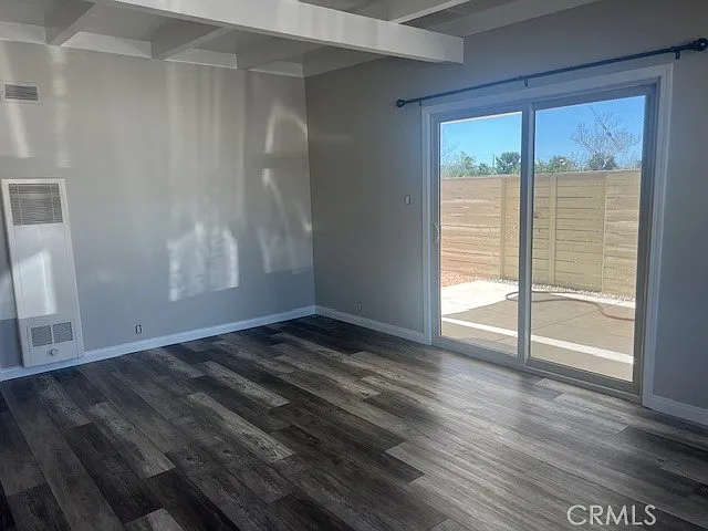 2 bed, 850 sqft, $2,150 — Photo 2