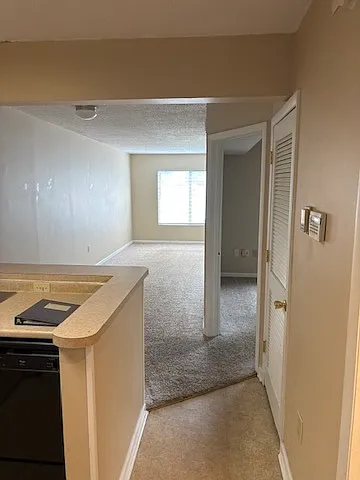 1600 Park Cir #616 — Photo 5